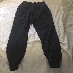 Ultra high rise black joggers with pockets